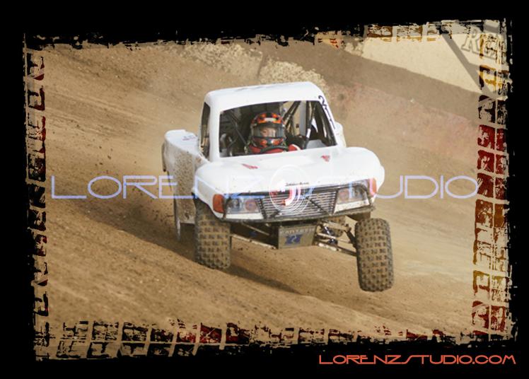 DSC07943_bordered.jpg